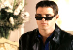 John Crichton with sunglasses